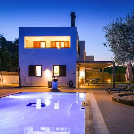 Krini Selini Villa *