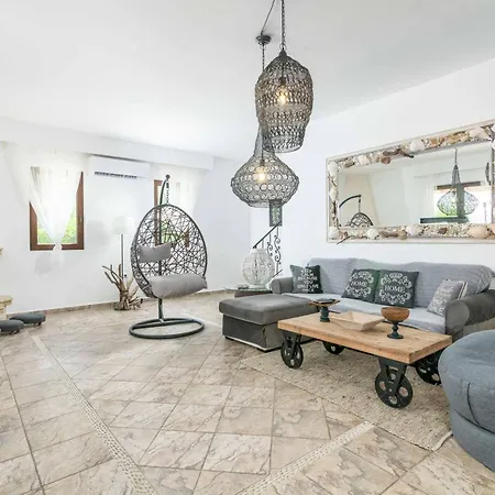 Krini Selini Villa *